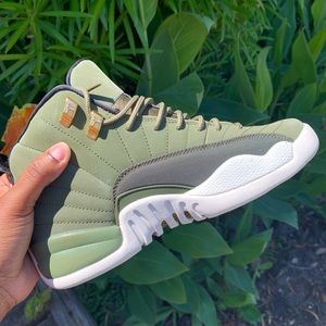 Jordan 12s Retro "CHRIS PAUL Class of 2003" PS